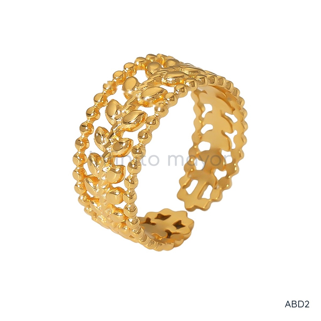 [ABD2] Anillo dorado ancho, calado, central de hojas de laurel