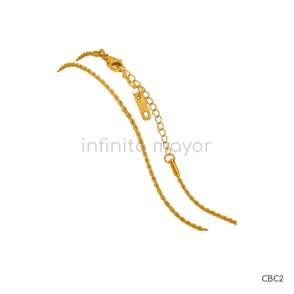 Collar dorado, cadena torsal tipo cuerda
