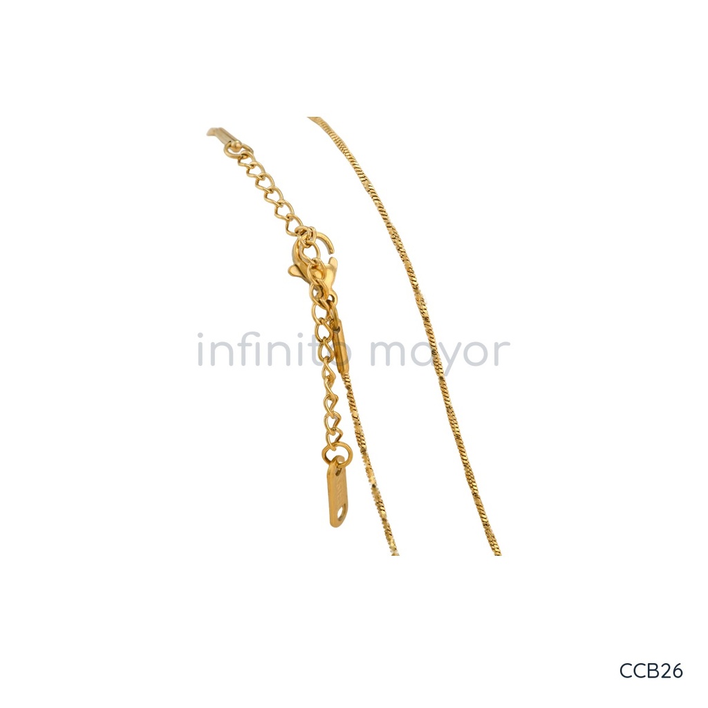 Collar dorado, cadena de serpiente redonda muy fina