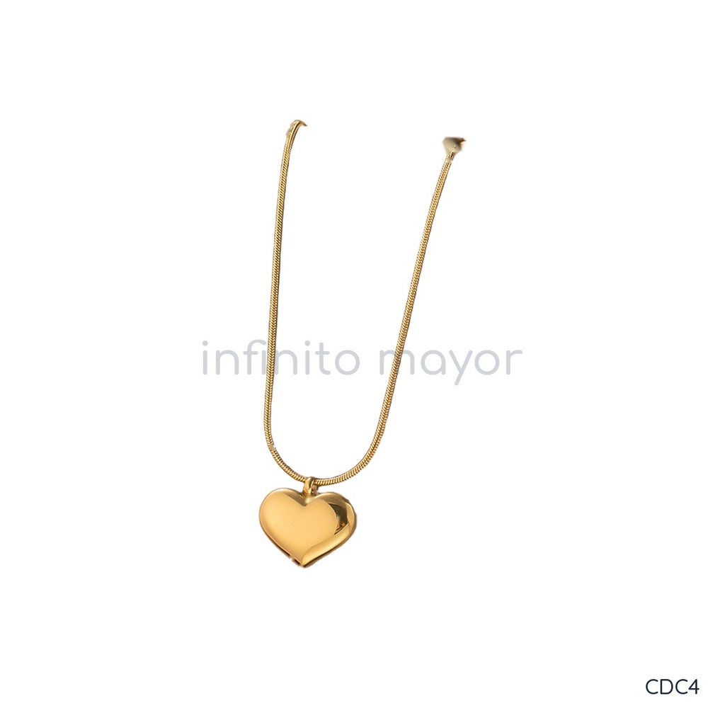 [CDC4] Collar dorado de cadena de serpiente fina con dije de corazón abombado liso
