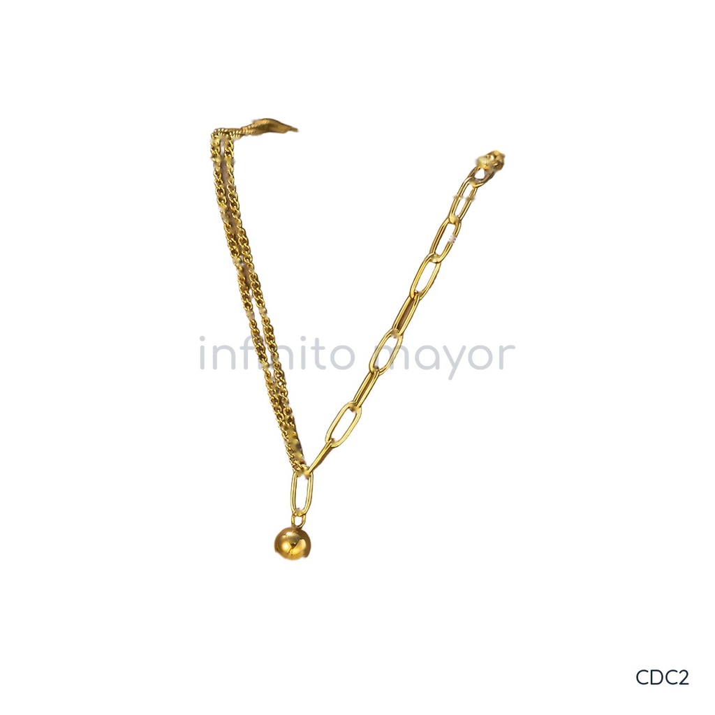 Collar dorado, mitad cubana fina y mitad de eslabones ovalados