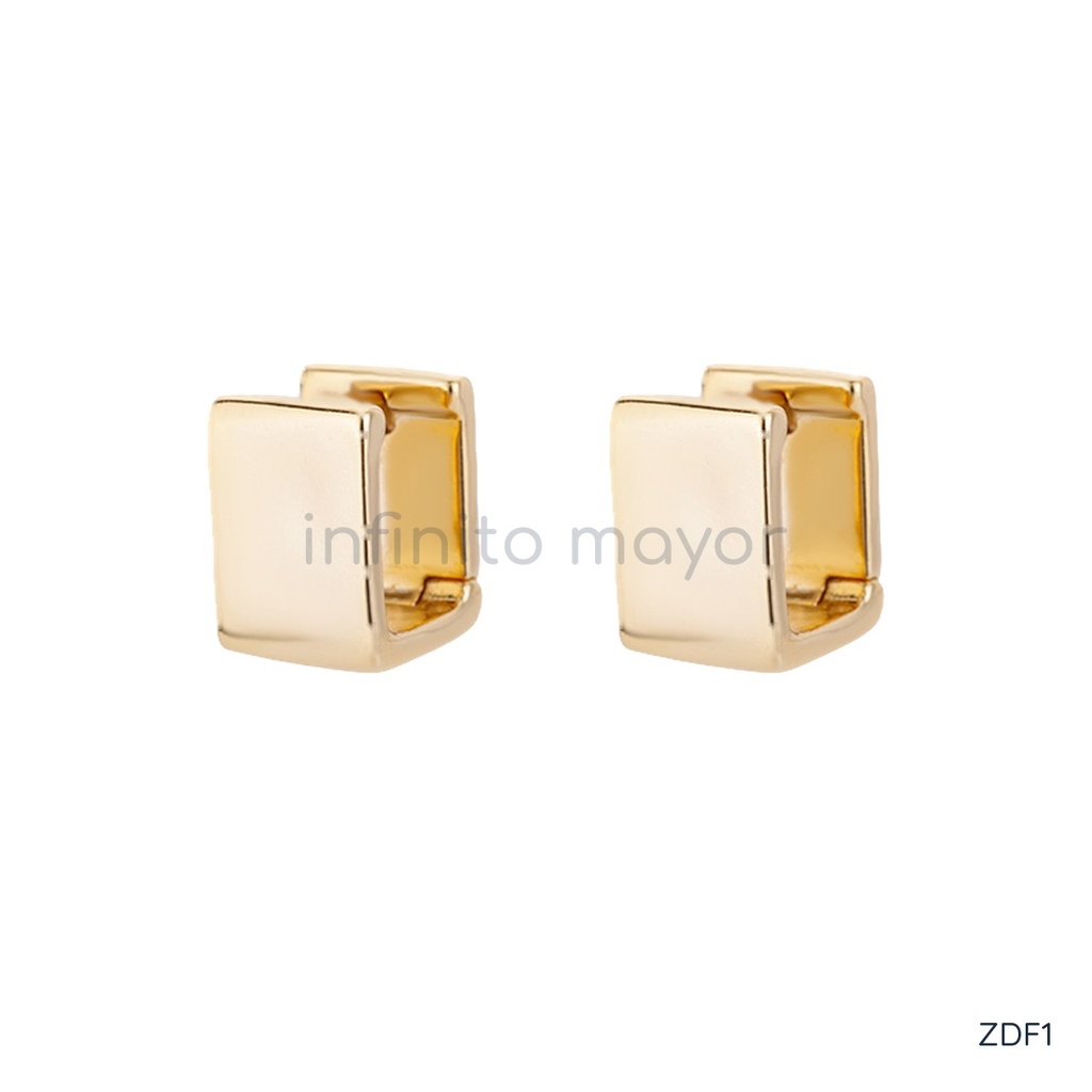 Zarcillos dorados huggie, argolla cuadrada de frente liso
