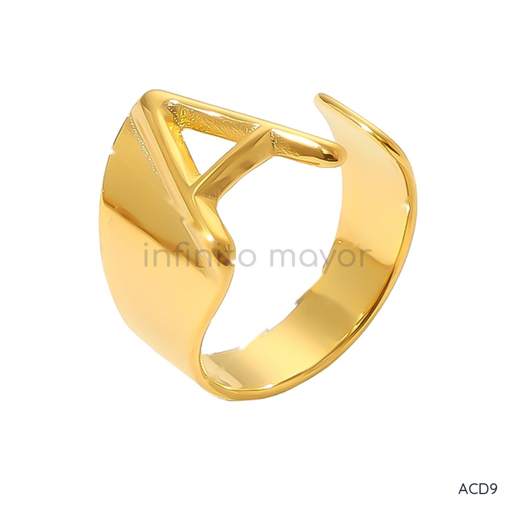 Anillo dorado abierto, banda lisa con letra A