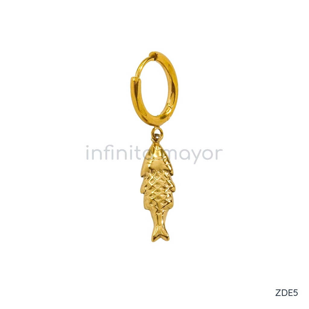 [ZDE5] Aretes con estrella de acero inoxidable 304 con recubrimiento PVD y chapado en oro 14k