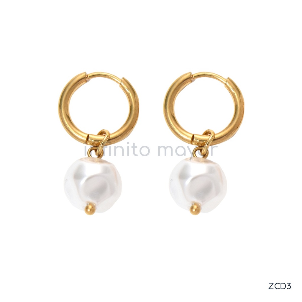 Zarcillos dorados huggie, perla irregular colgante